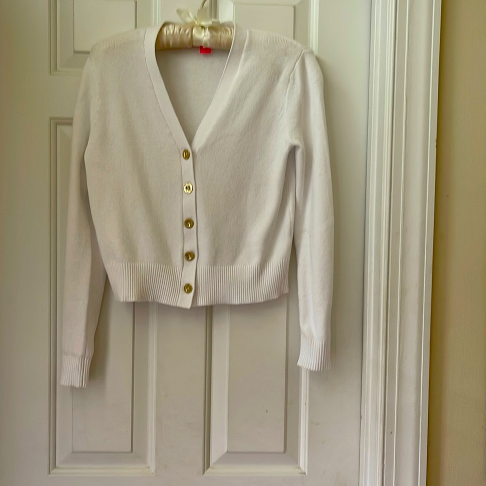 Beautiful  Lilly Pulitzer white cardigan Size XXS long sleeve light weight.